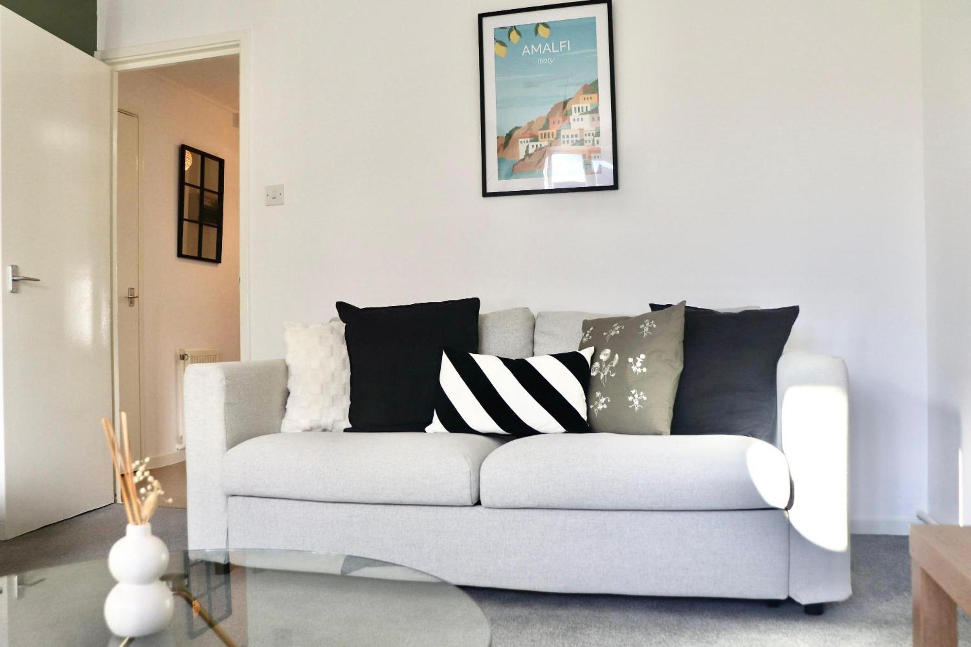 Stunning Apartment, Sleeps 4, Central London, 1 Bedroom, Zone 1, Kennington - Open For Business Stays, Long Stays And Families Relocating Dış mekan fotoğraf